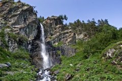 Баритный водопад